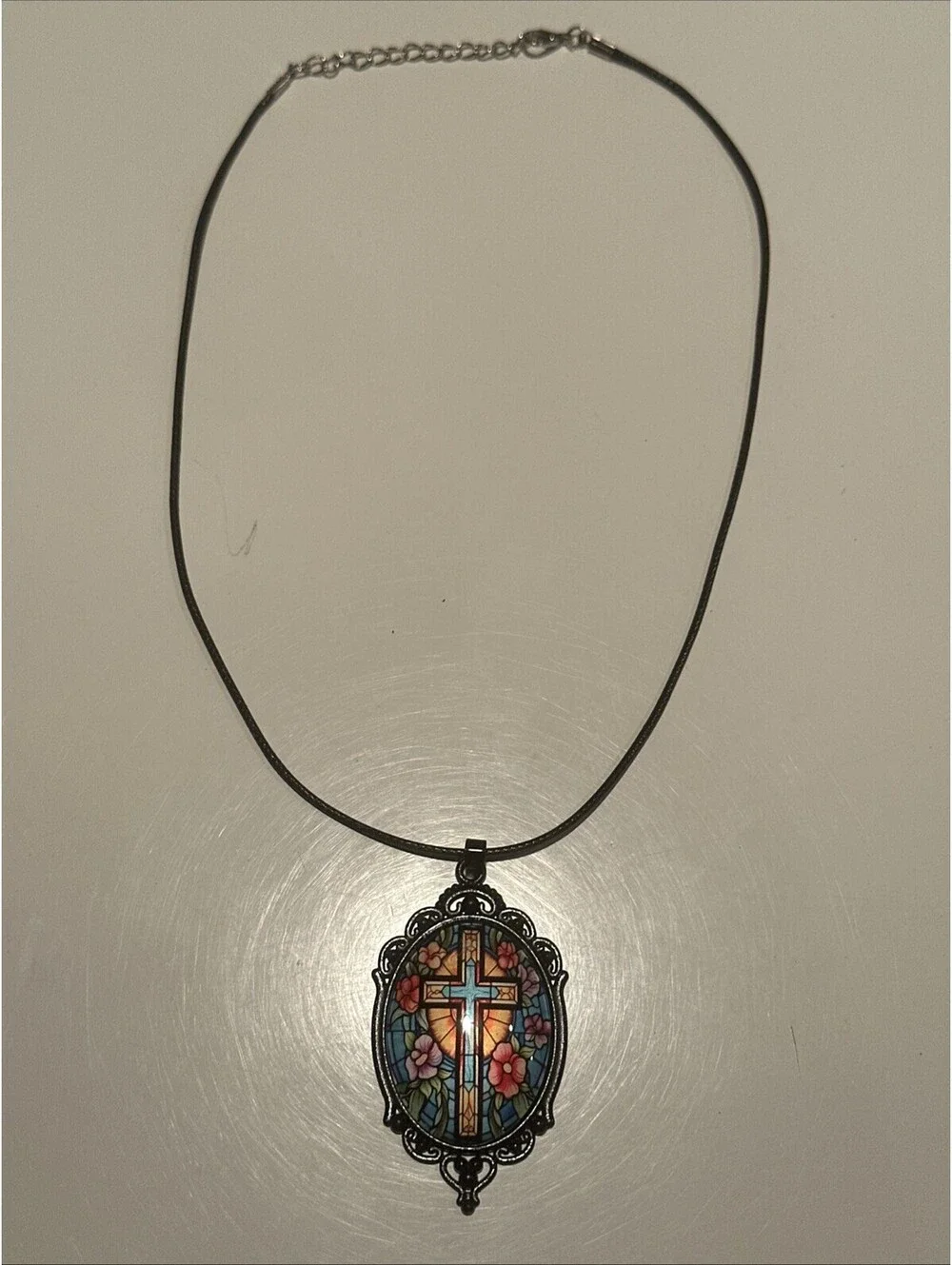 Breathtaking Oval Cross With Flowers Pendant Necklace - Brand New!